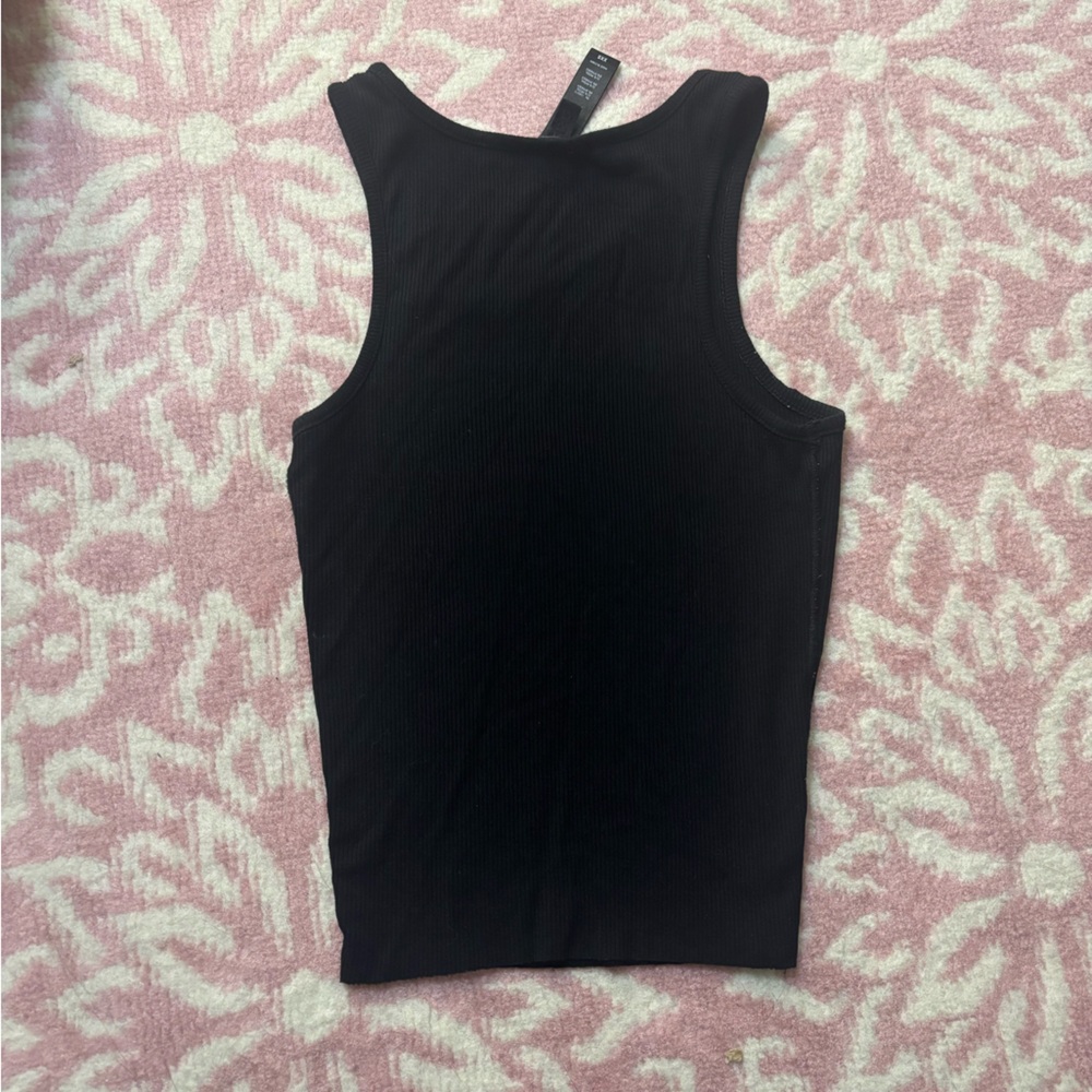 SKIMS NWOT XXS Ribbed Cut Out Tank top - Picture 3 of 4